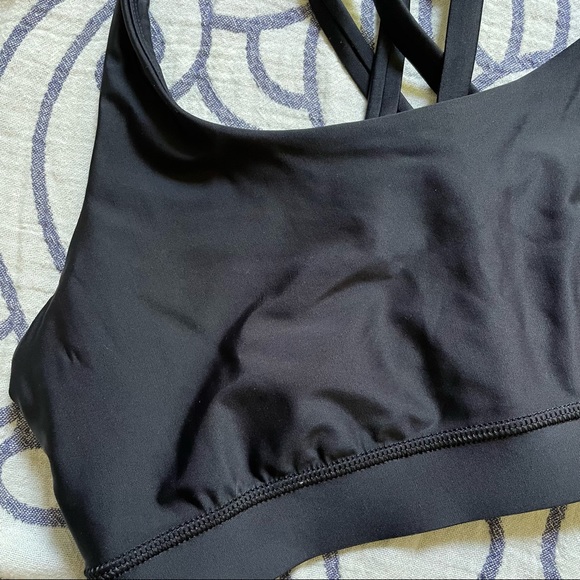 Lululemon Energy Bra *swim material* - Picture 2 of 5